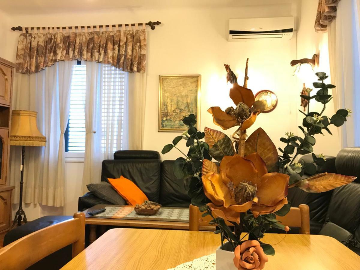 Apartment Kapo Split Exterior photo