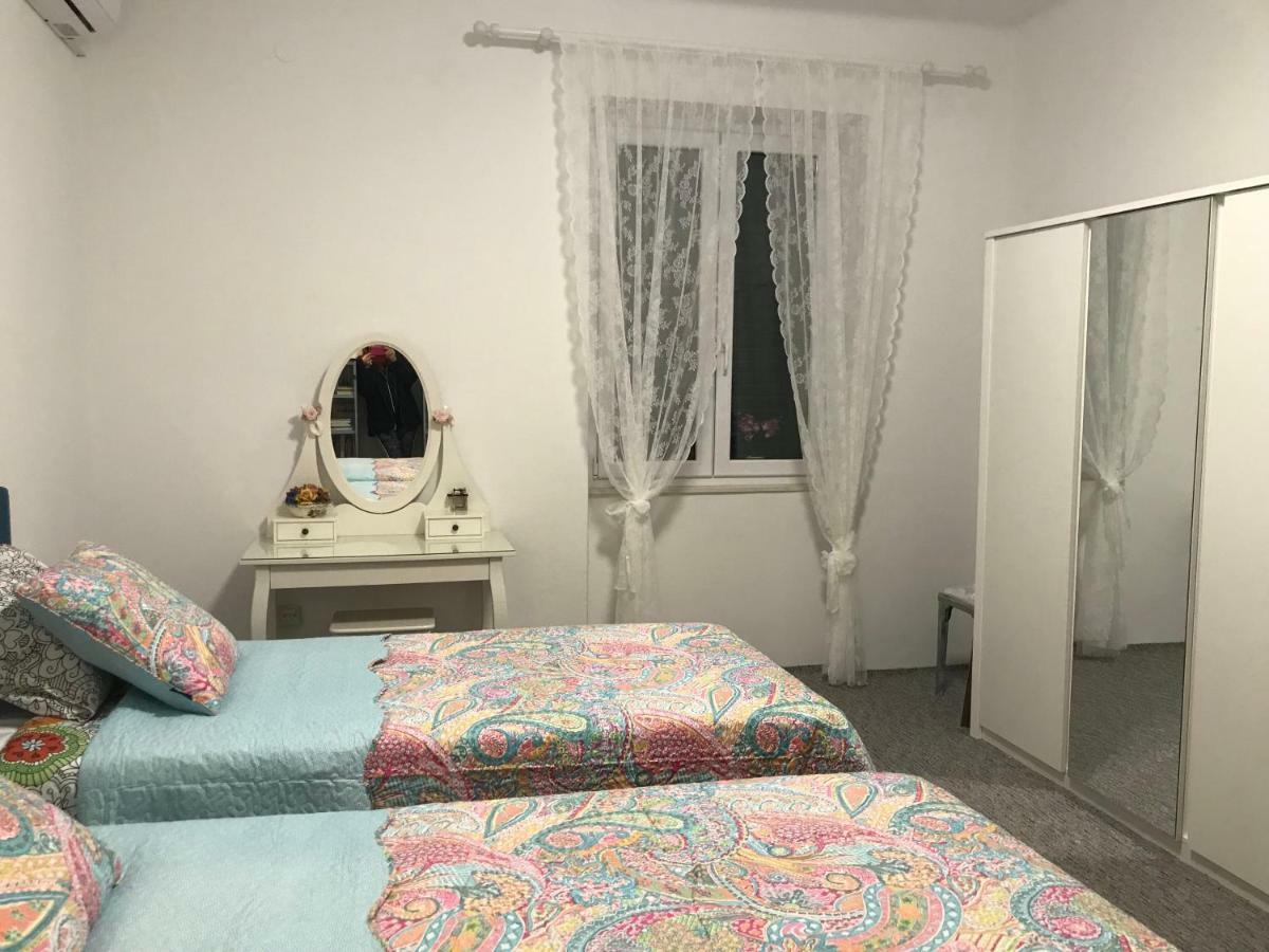 Apartment Kapo Split Exterior photo