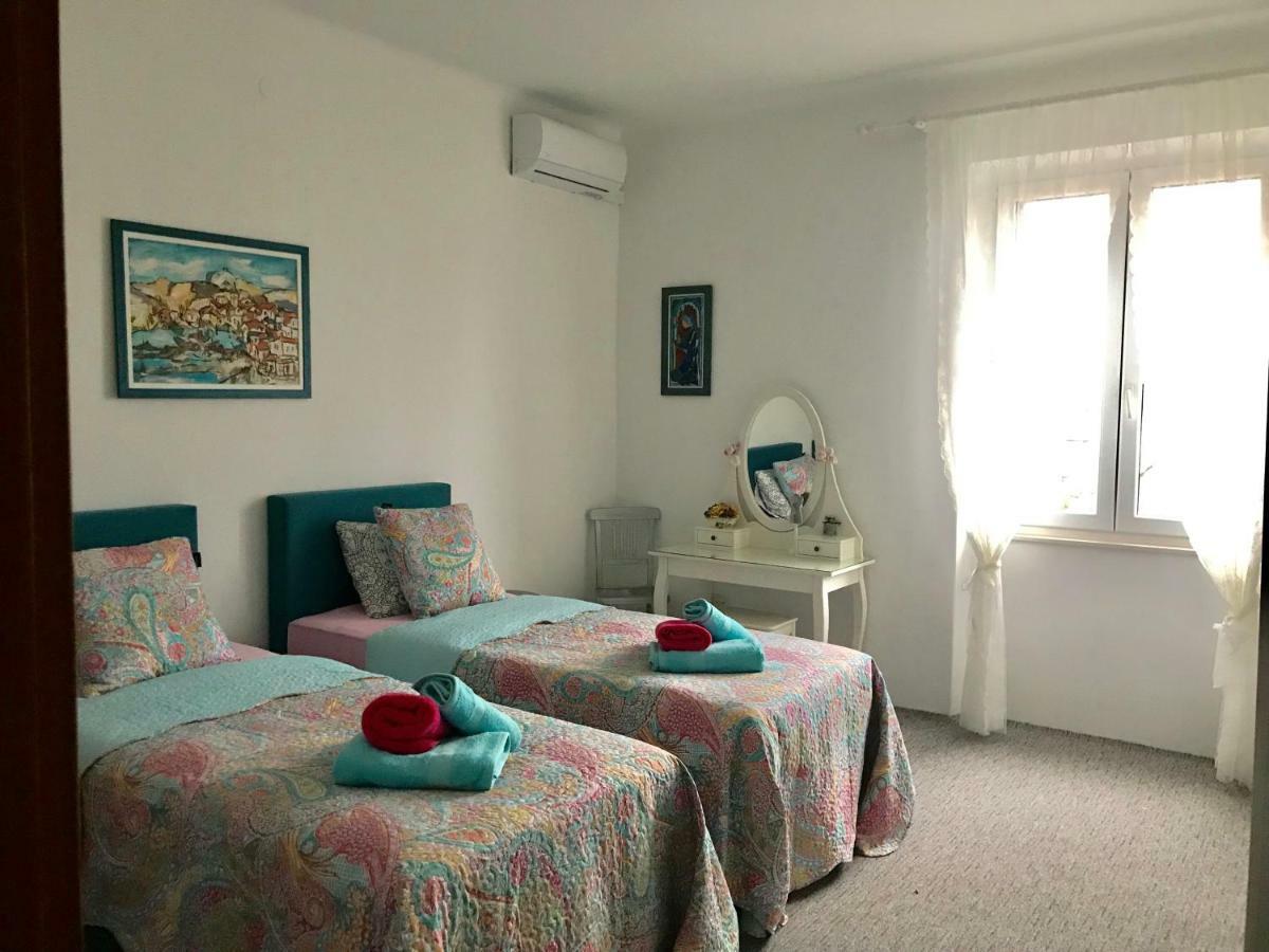 Apartment Kapo Split Exterior photo