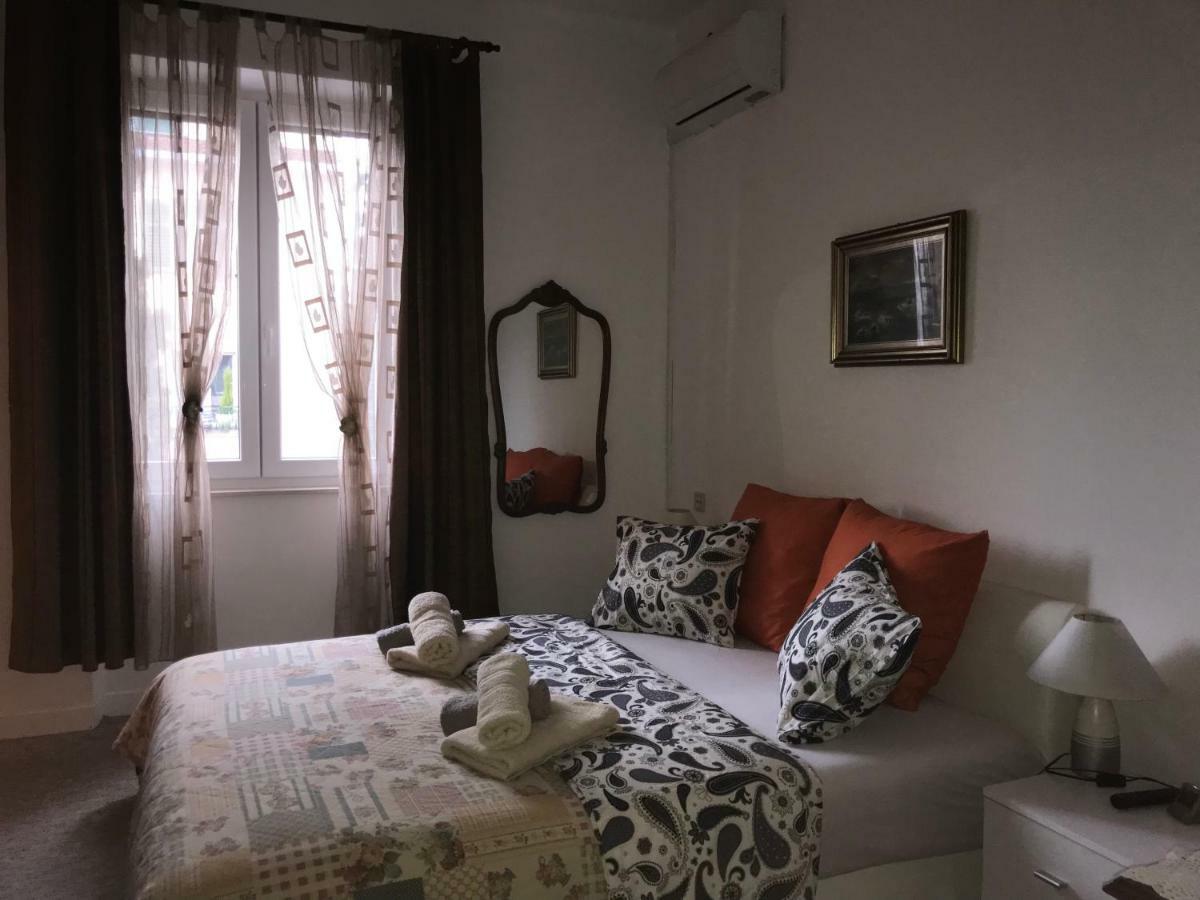 Apartment Kapo Split Exterior photo